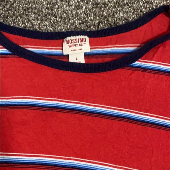 loose tee - Picture 2 of 2